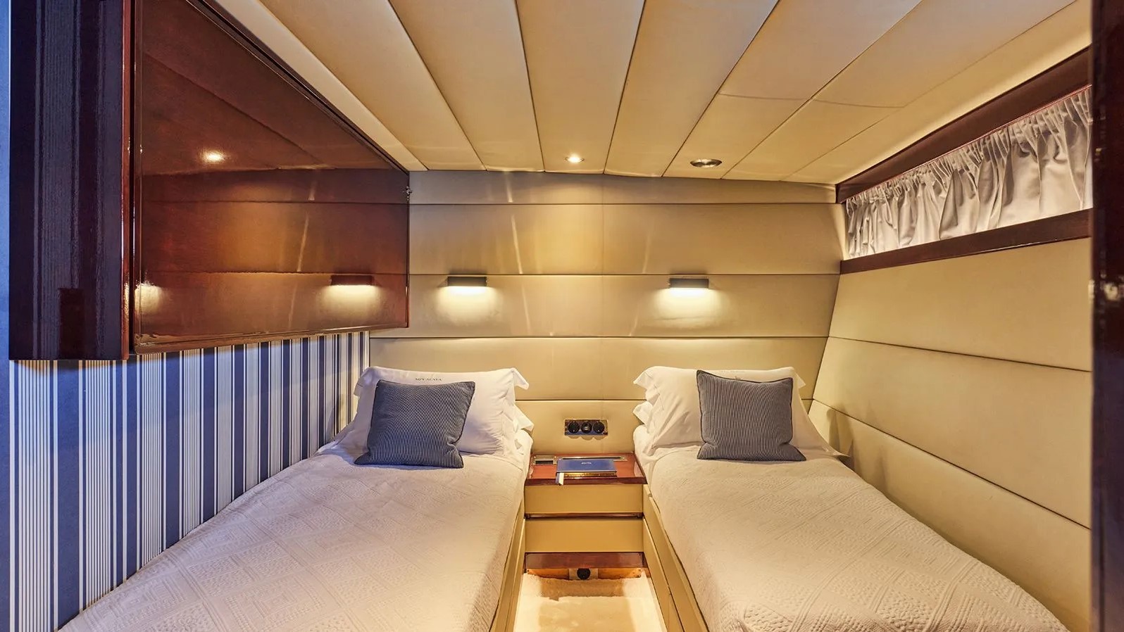 1965 Lurssen ALAYA te huur (photo 38)