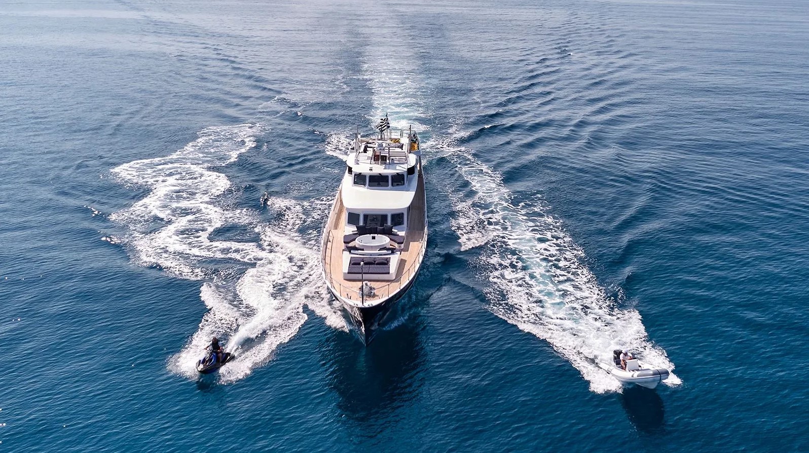 1965 Lurssen ALAYA te huur (photo 44)