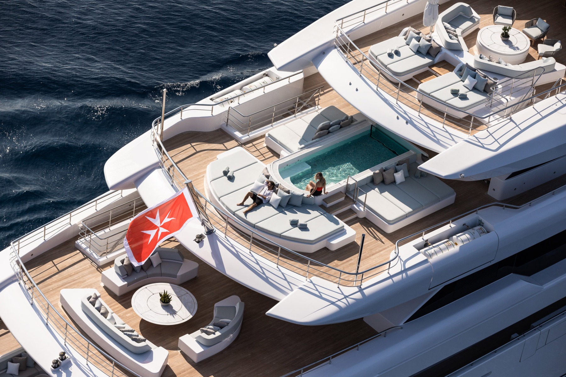 2020 Golden Yacht O'PARI na czarter (photo 8)