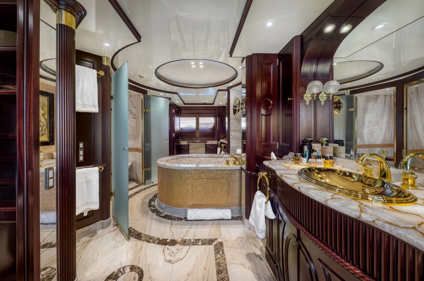 1998 Benetti AKIRA ONE en alquiler (photo 17)