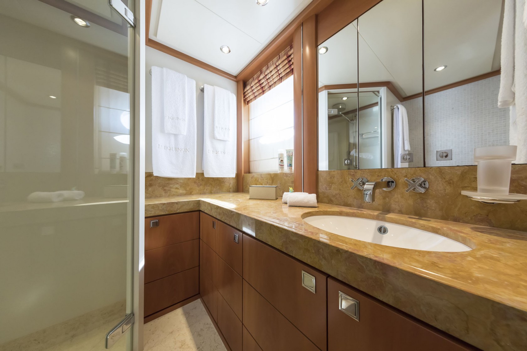 2006 Heesen L’EQUINOX zu chartern (photo 12)