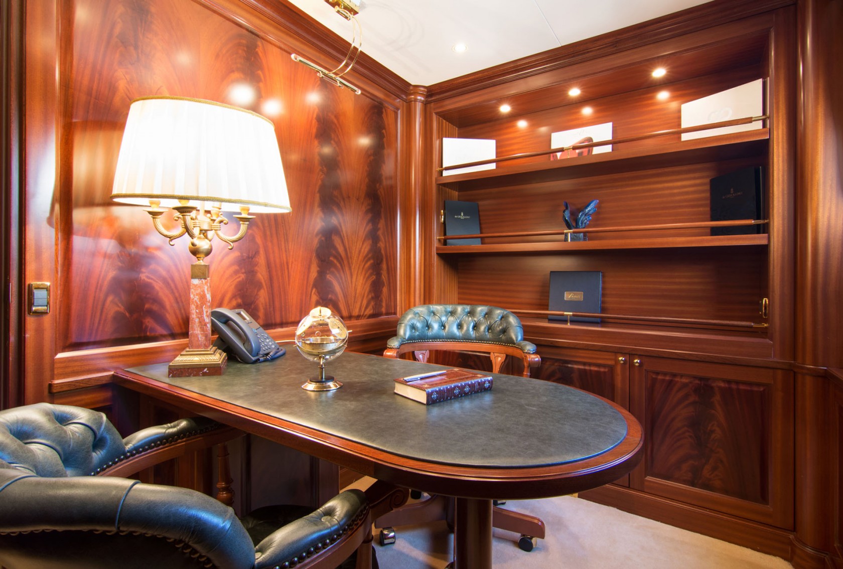 2012 Benetti OPTION B for charter (photo 9)