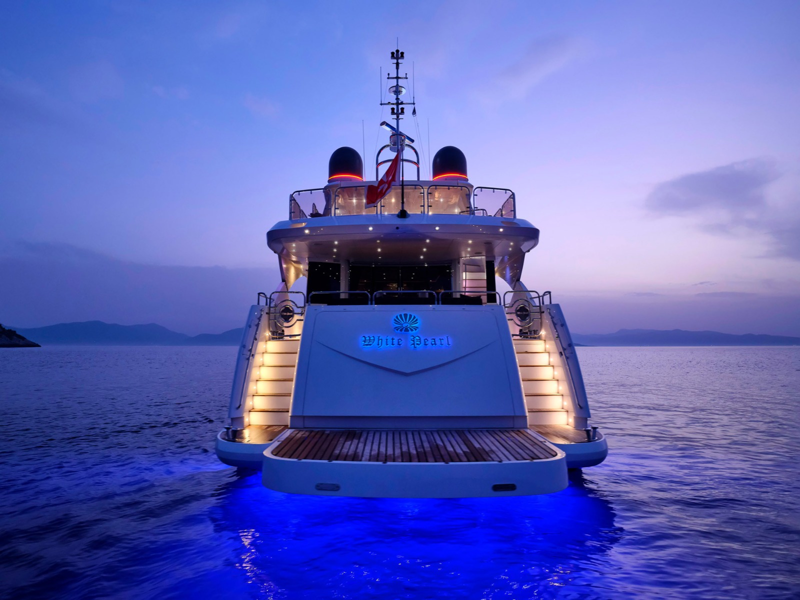 2010 Sunseeker WHITE PEARL I zu chartern (photo 12)