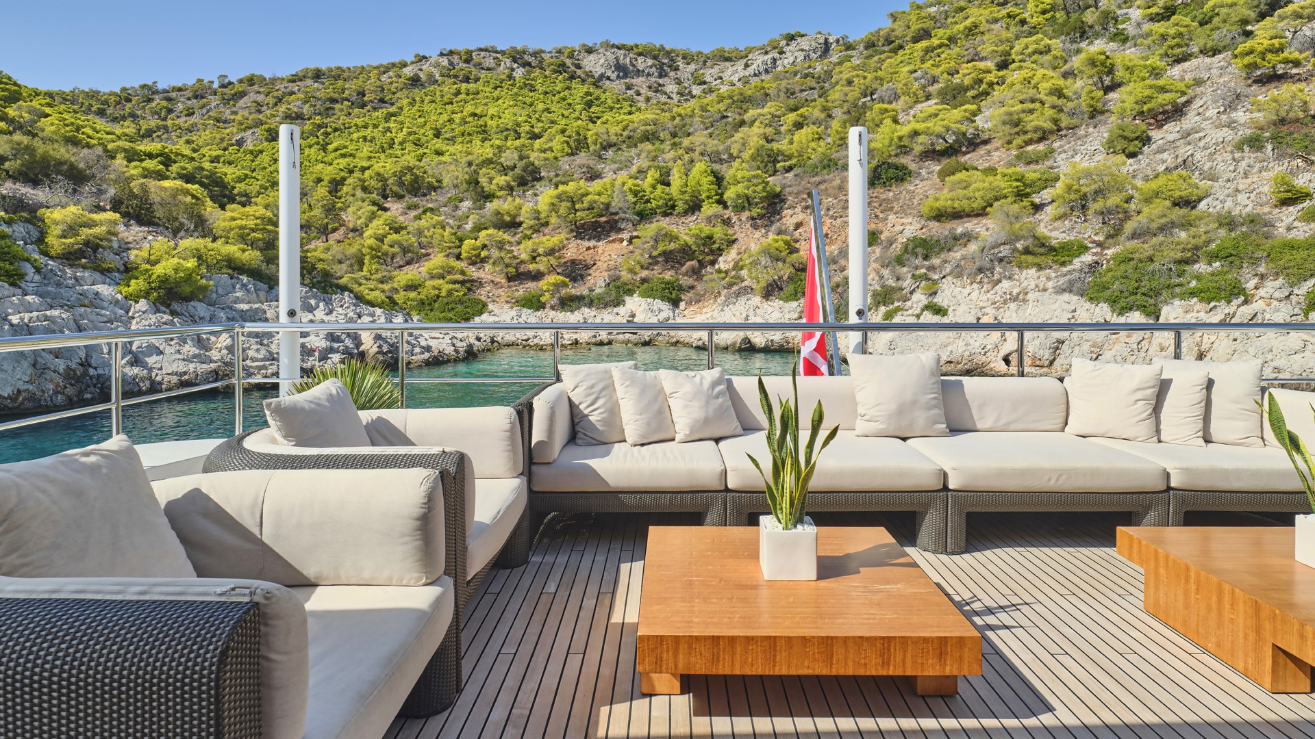 2012 Mariotti PERSEFONI I for charter (photo 8)