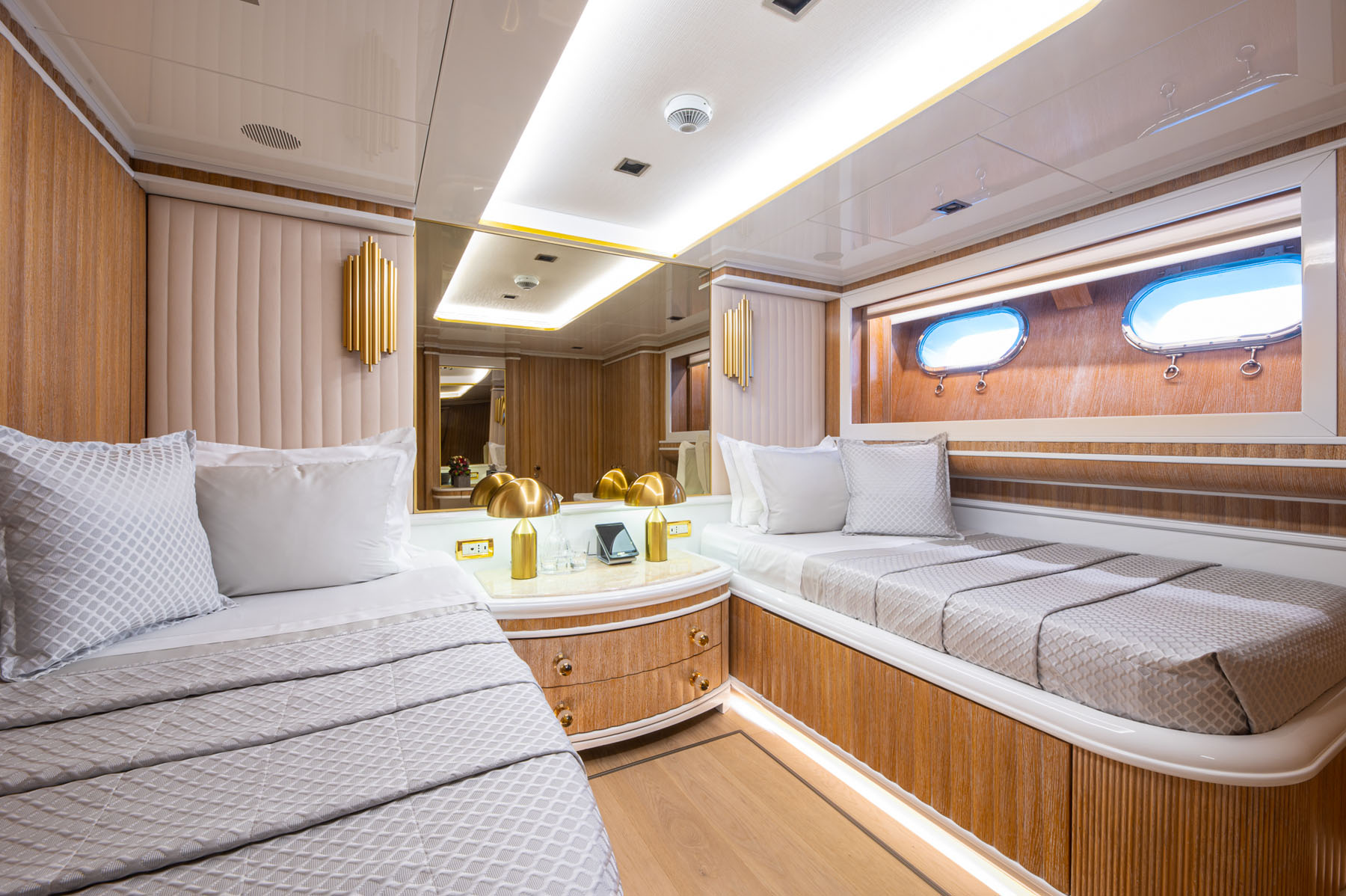 1999 Benetti BARENTS para fretamento (photo 22)