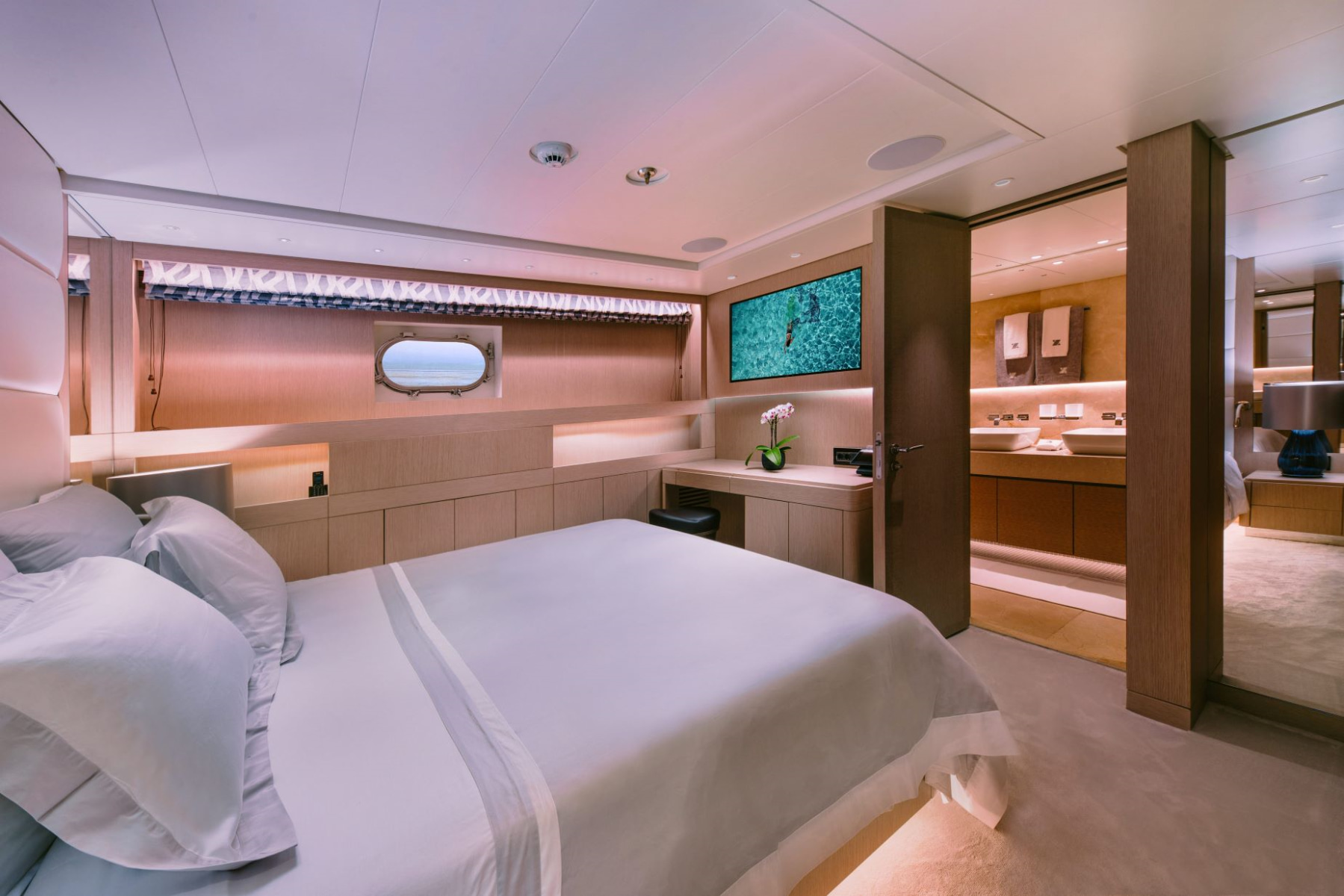 1994 Codecasa Xana for charter (photo 21)