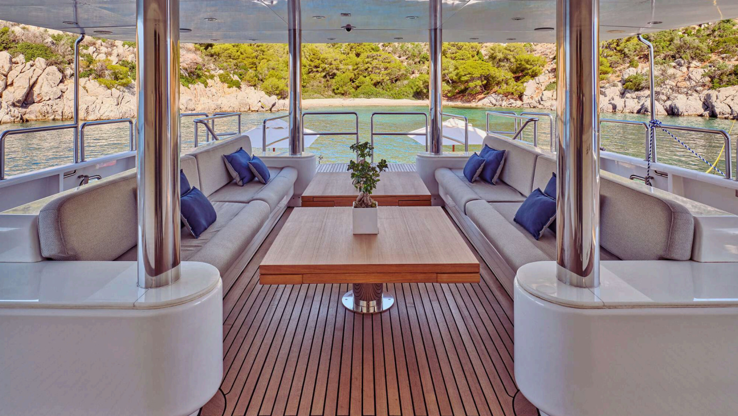 1984 Benetti Custom Benetti 54m à louer (photo 11)