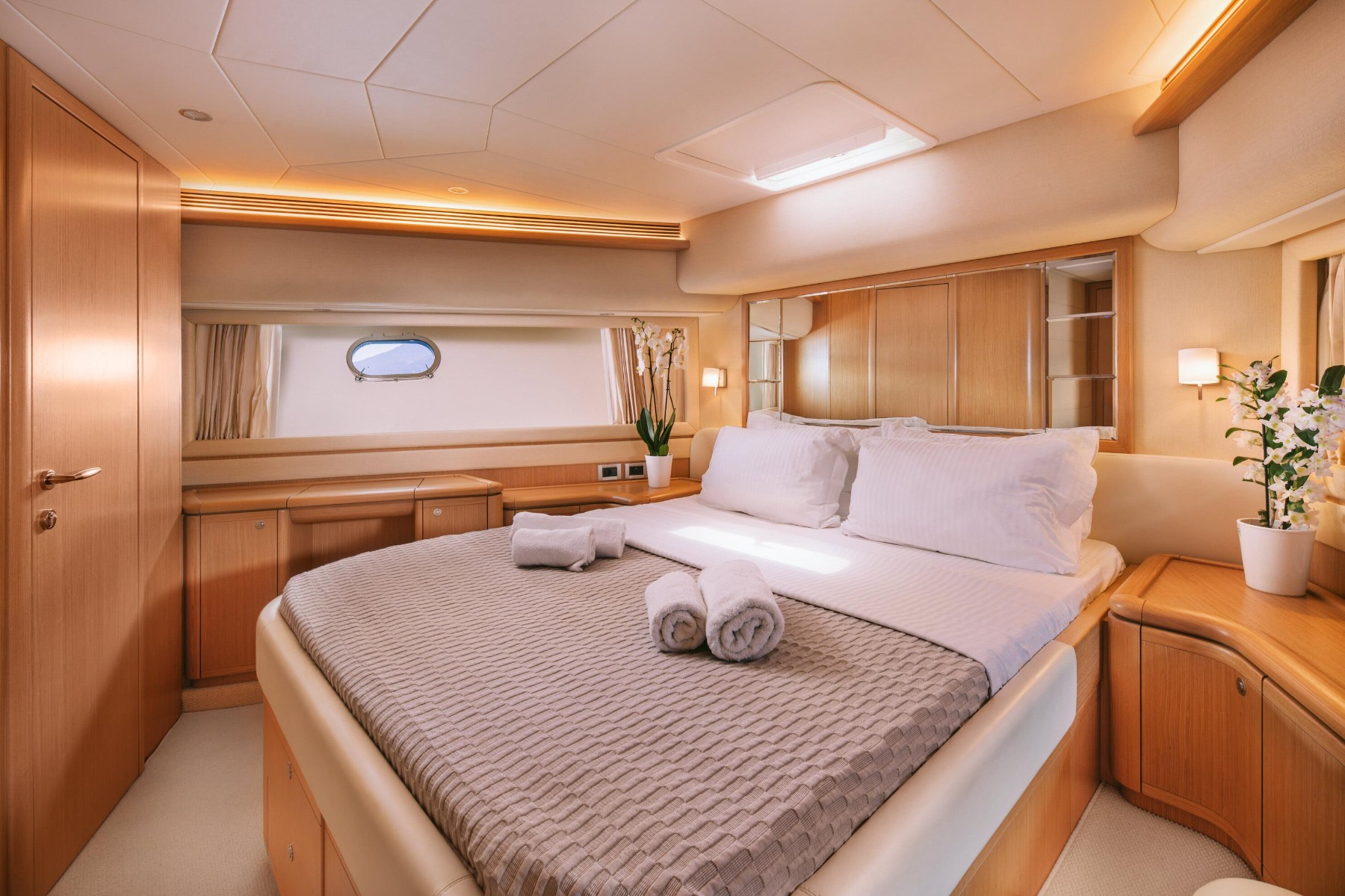 2009 Ferretti Ferretti 830 te koop (photo 25)