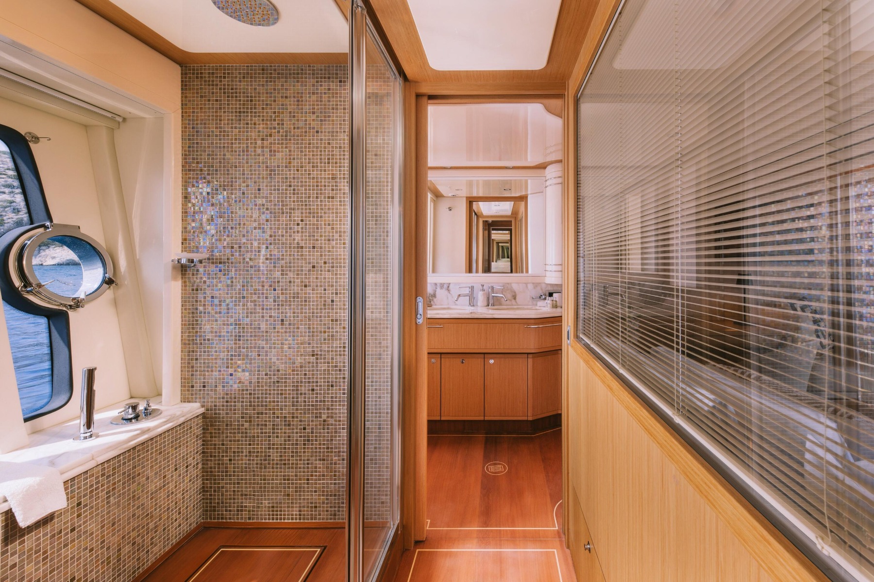 2009 Ferretti Ferretti 830 te koop (photo 29)