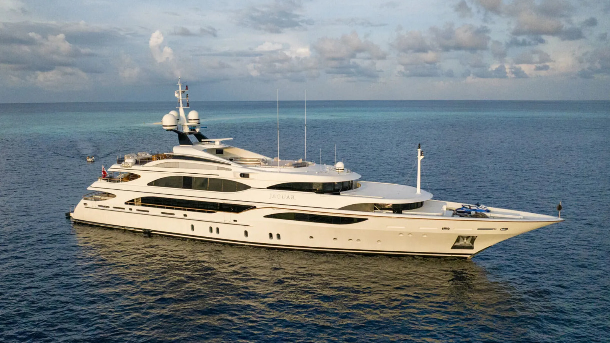 2005 Benetti Jaguar à louer (photo 3)