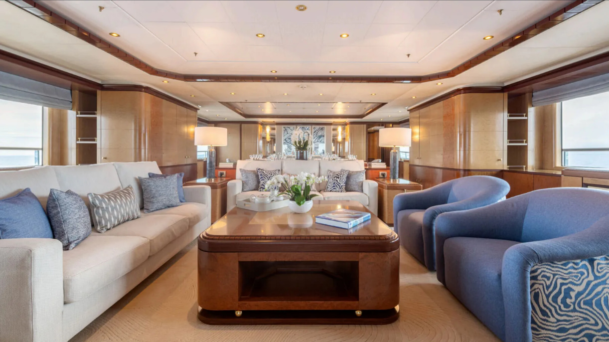 2005 Benetti Jaguar à louer (photo 11)