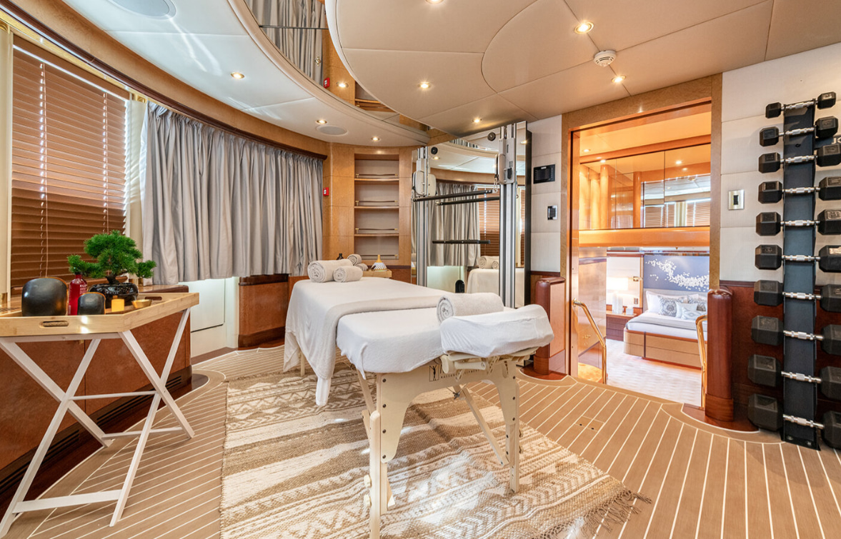 2005 Benetti Jaguar à louer (photo 24)