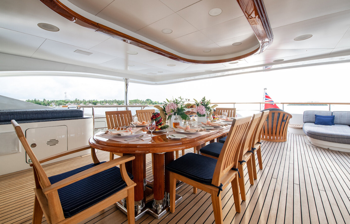 2005 Benetti Jaguar à louer (photo 29)