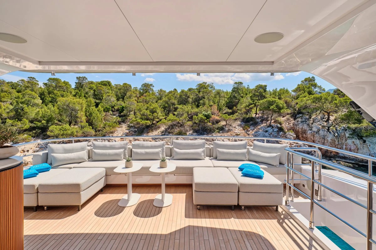 2013 Mondomarine Maestro a noleggio (photo 7)