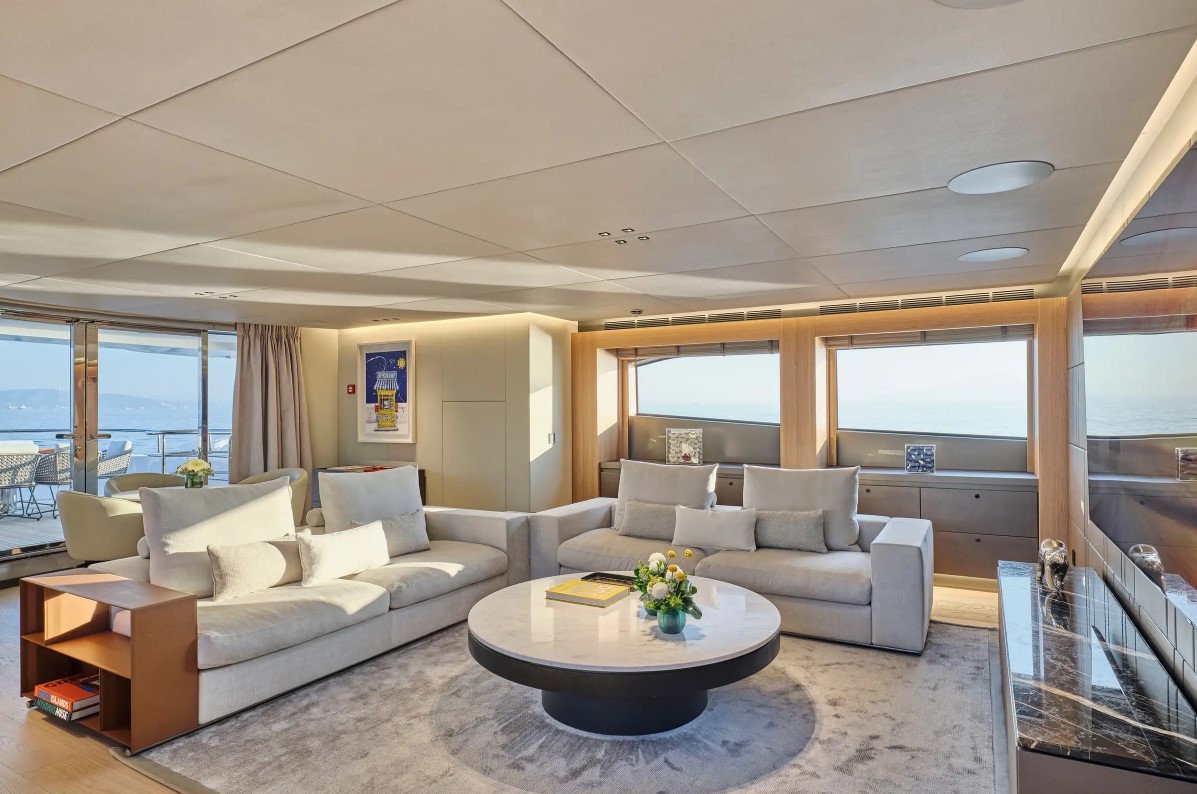 2013 Mondomarine Maestro a noleggio (photo 23)