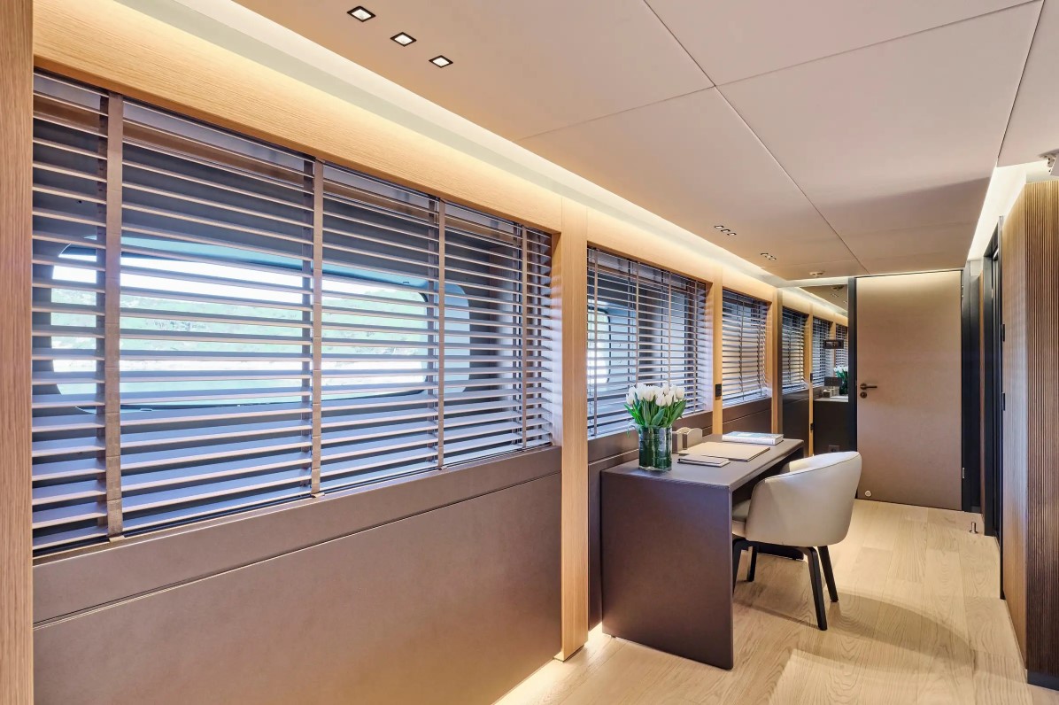2013 Mondomarine Maestro a noleggio (photo 26)