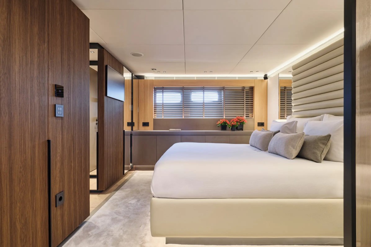 2013 Mondomarine Maestro a noleggio (photo 29)