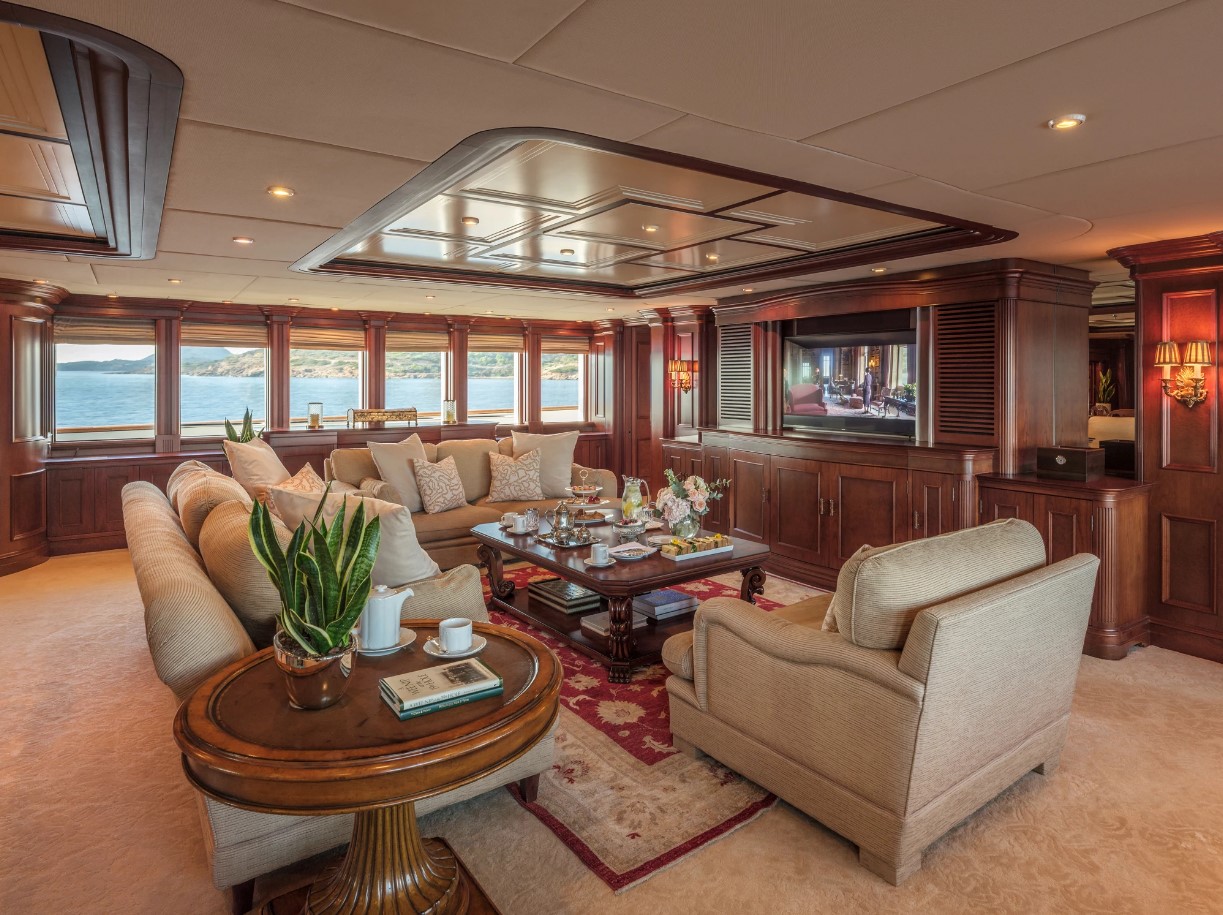 2003 Oceanfast Nomad for charter (photo 15)