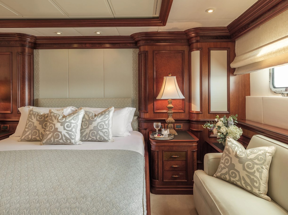 2003 Oceanfast Nomad for charter (photo 41)