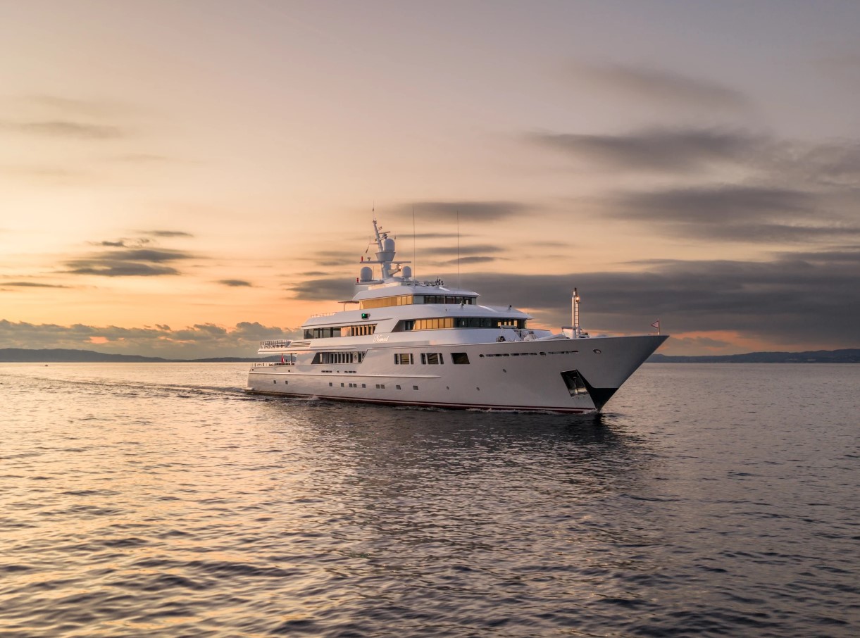 2003 Oceanfast Nomad for charter (photo 53)