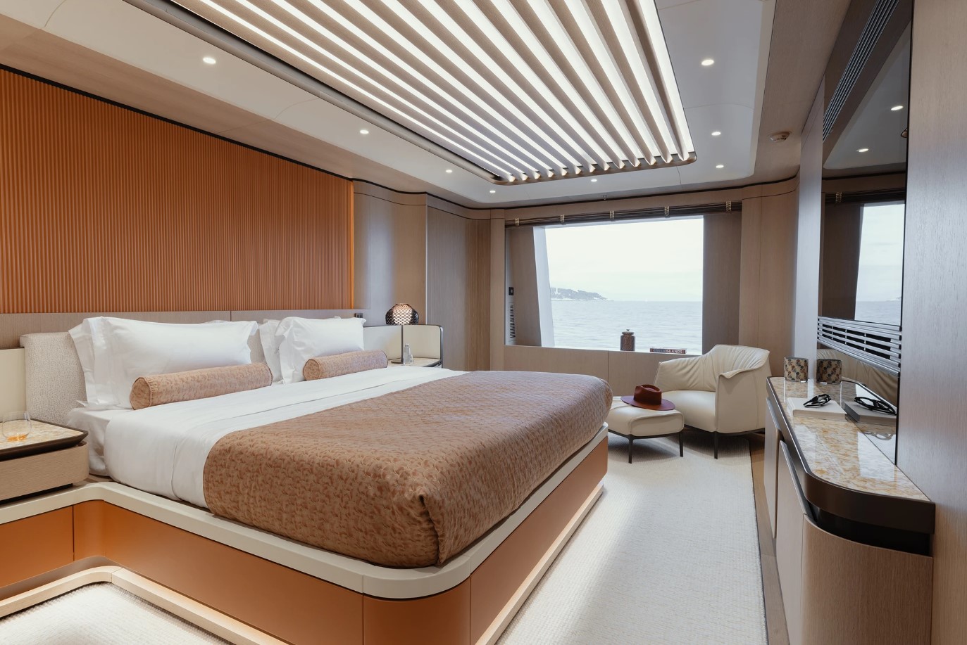 2025 Golden Yacht O'MADELEINE à louer (photo 24)