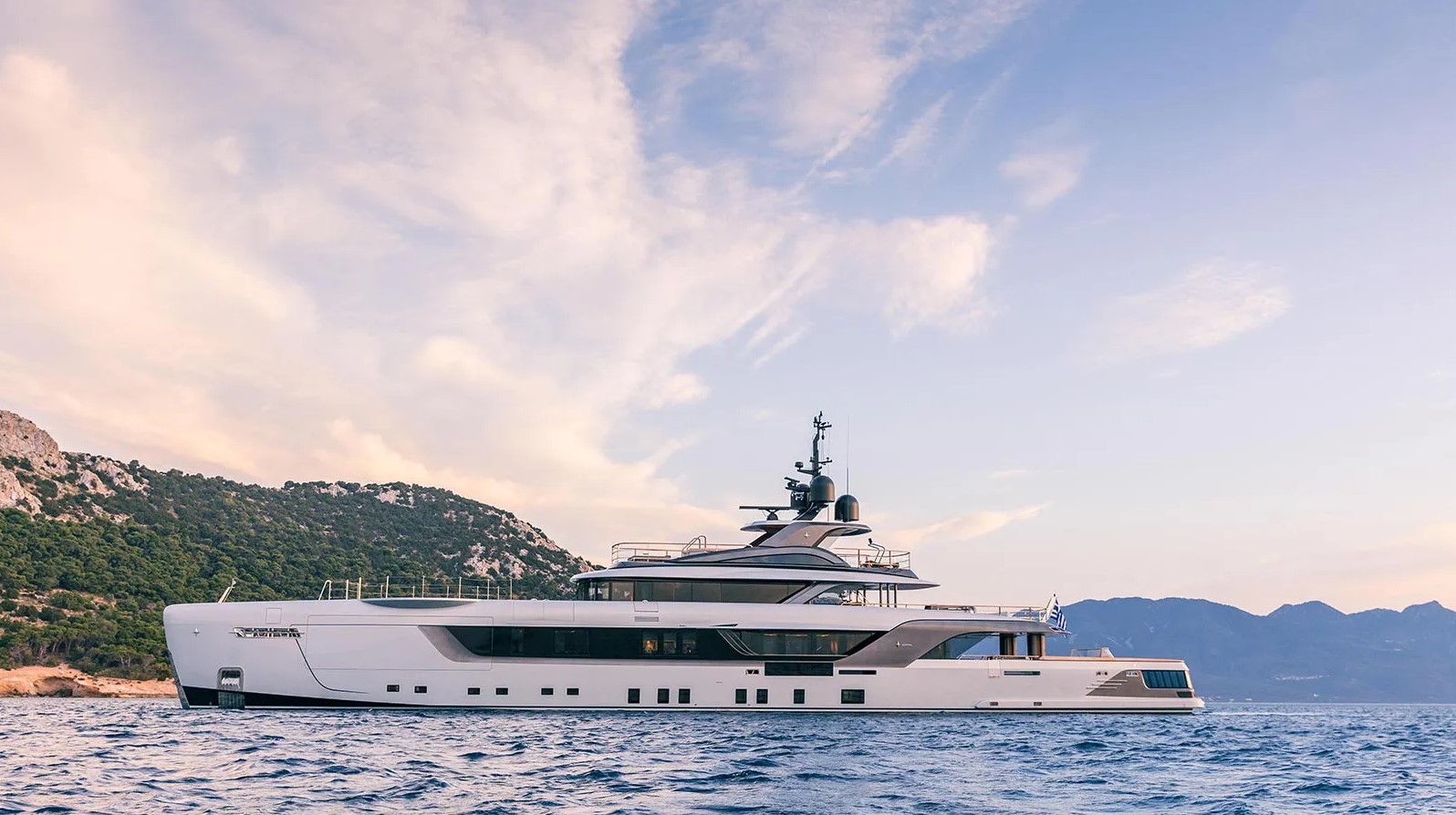 2020 Admiral GECO for charter (photo 2)