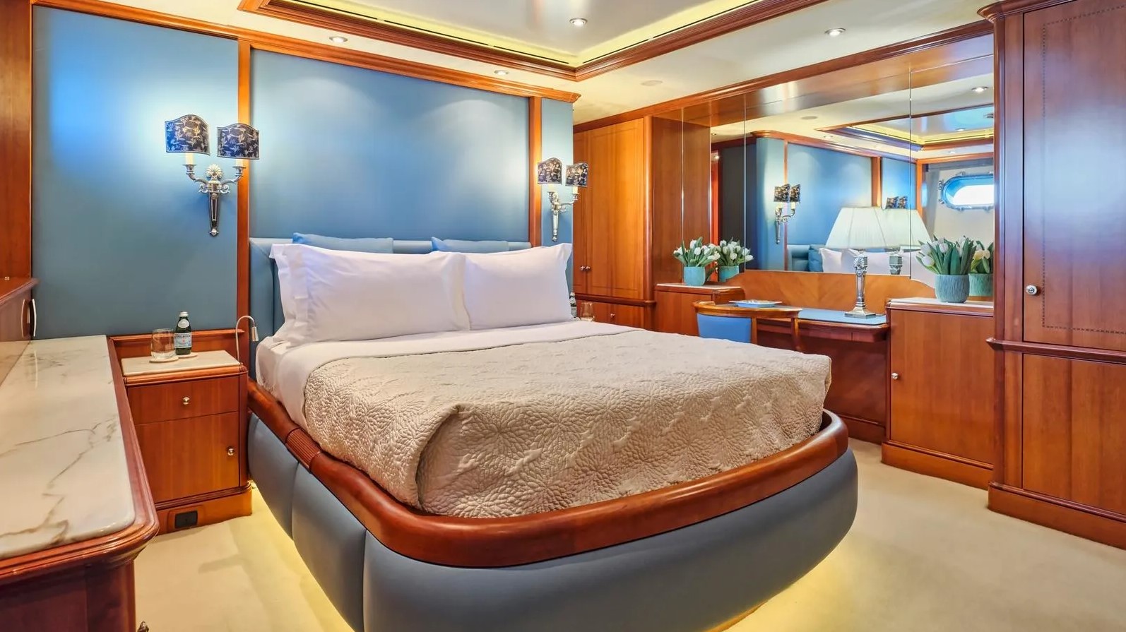 2004 Benetti JO I à louer (photo 41)
