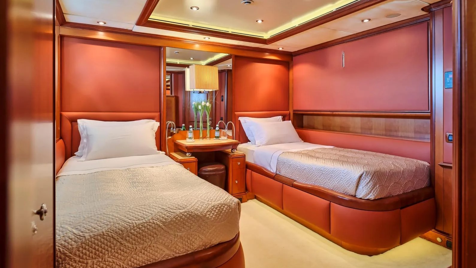 2004 Benetti JO I à louer (photo 47)