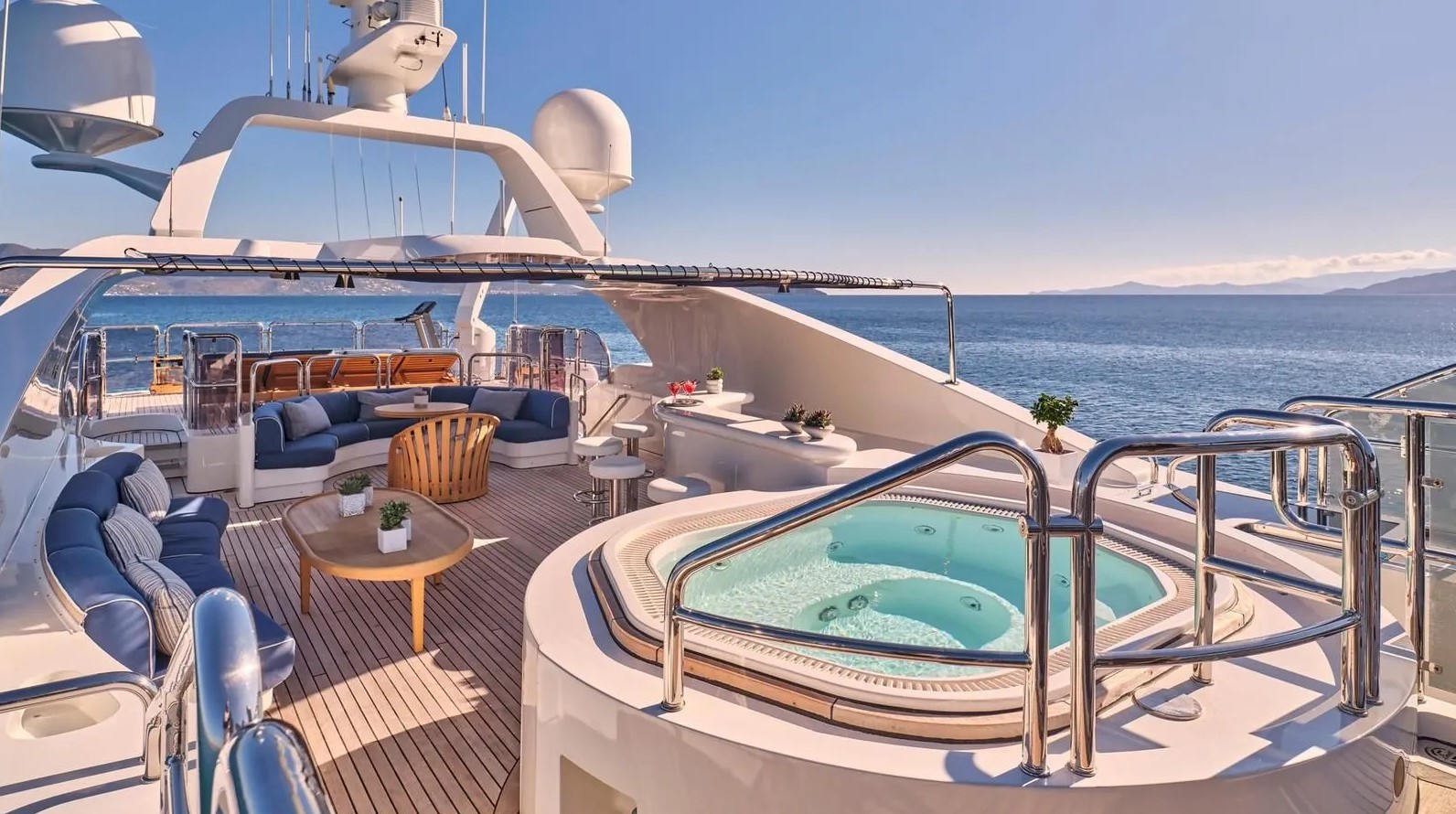 2004 Benetti JO I à louer (photo 52)