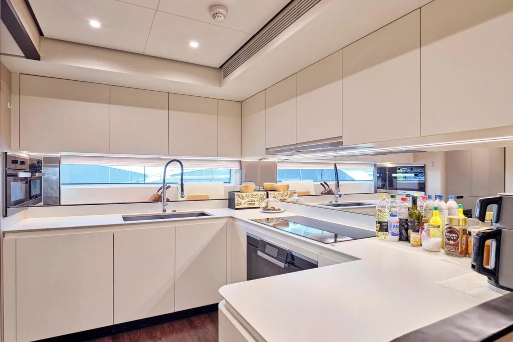 2019 Azimut Azimut Grande 105 na sprzedaż (photo 11)