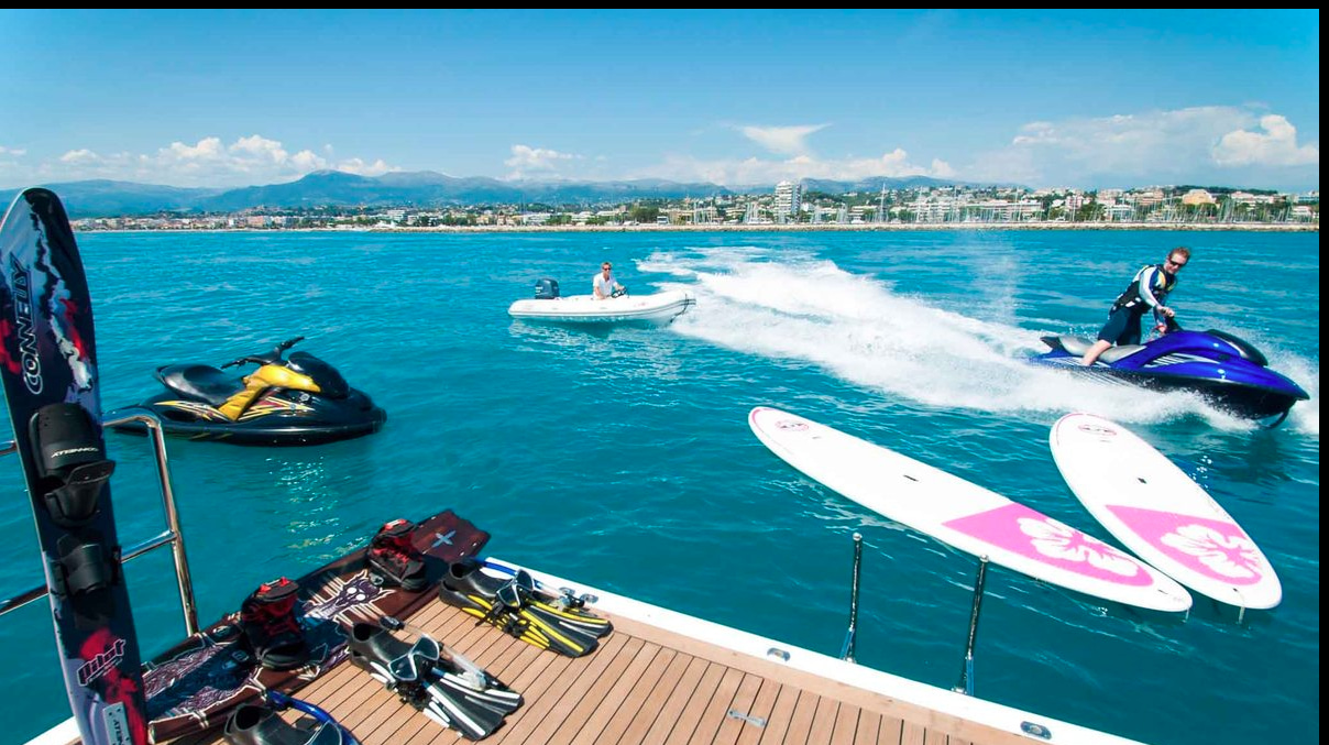 2002 Cantieri Di Pisa Element zu chartern (photo 19)