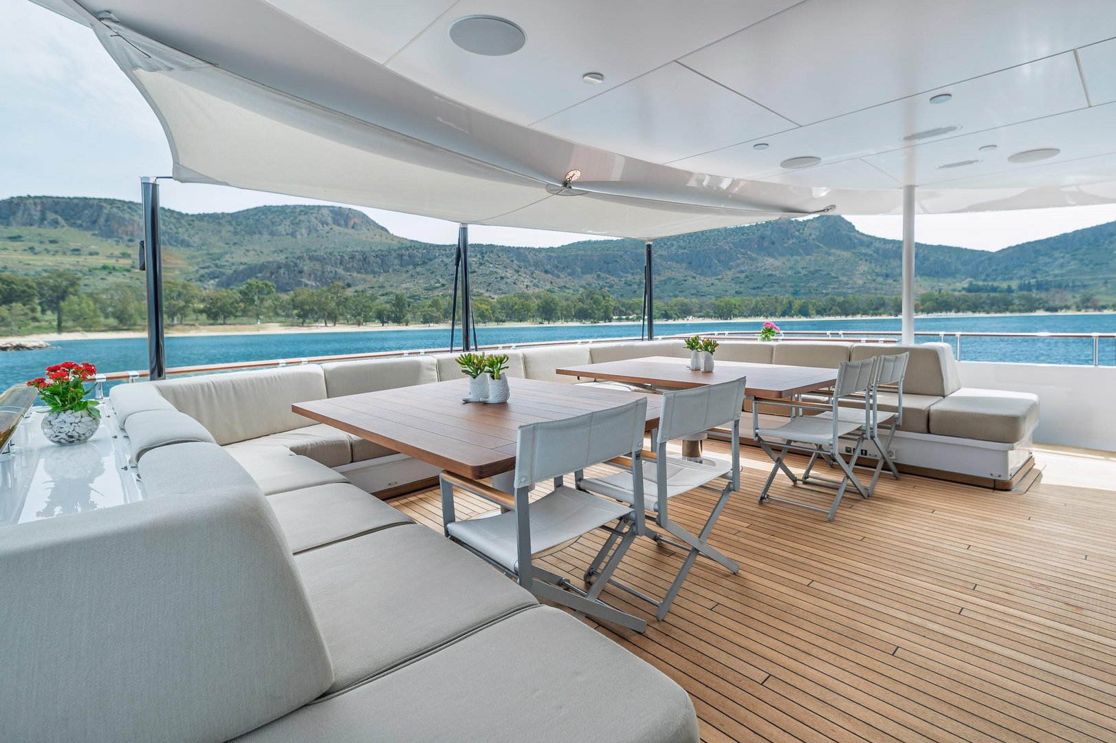 2008 Heesen Idefix II zu chartern (photo 13)