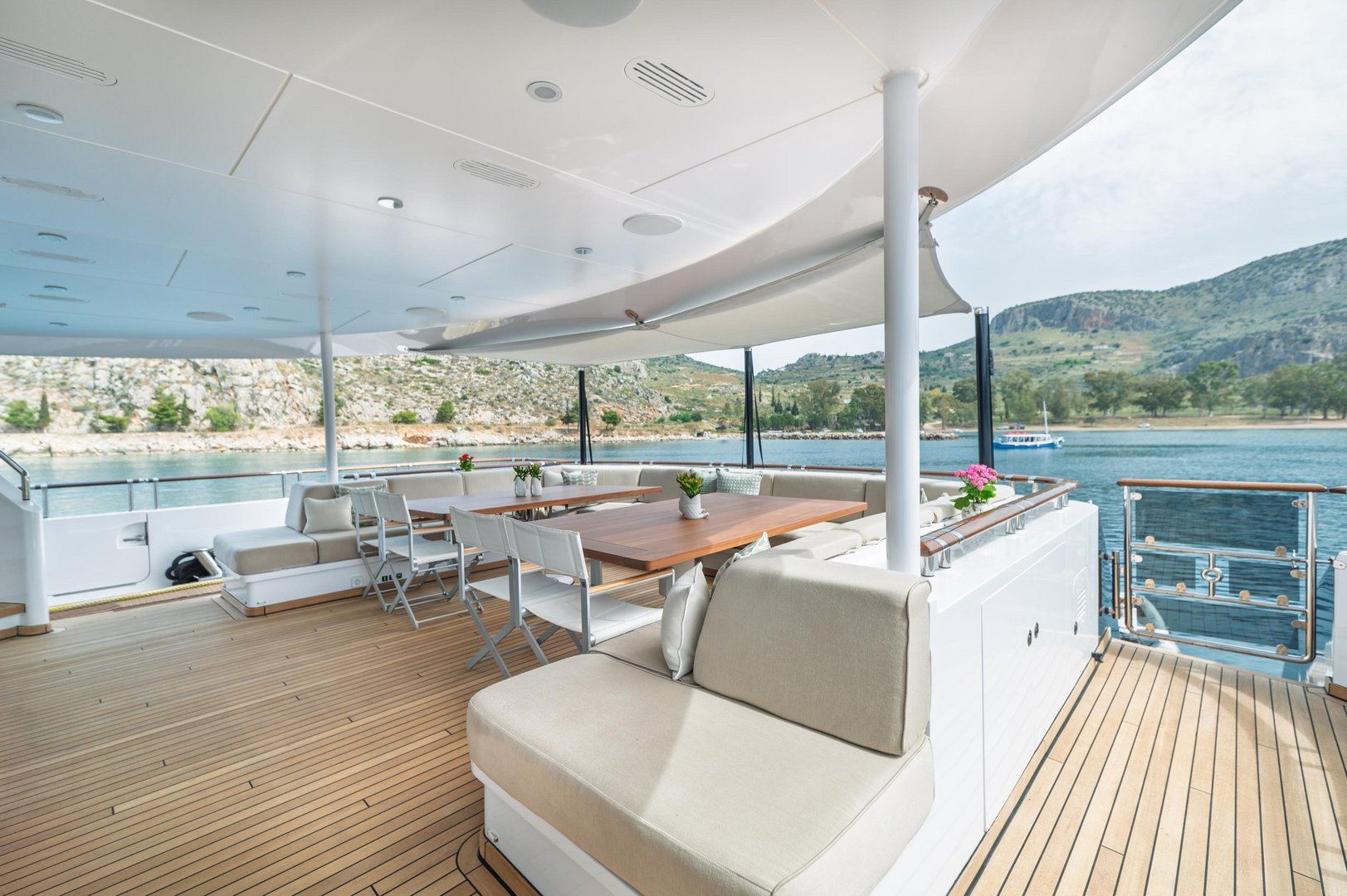 2008 Heesen Idefix II zu chartern (photo 14)