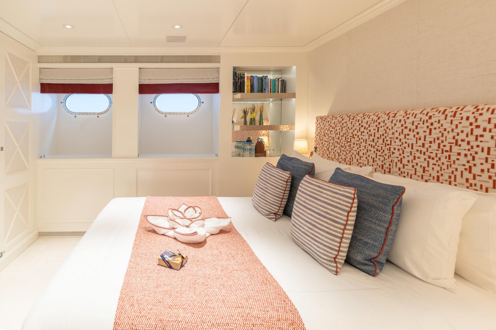 2008 Heesen Idefix II zu chartern (photo 32)