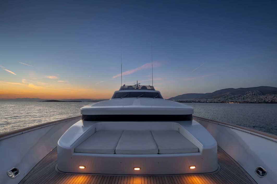 2001 Cantieri Di Pisa Energy na czarter (photo 3)