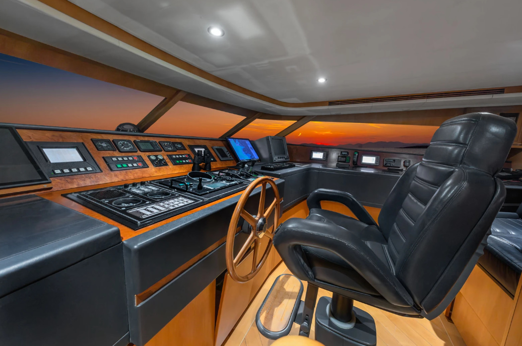 2001 Cantieri Di Pisa Energy na czarter (photo 12)