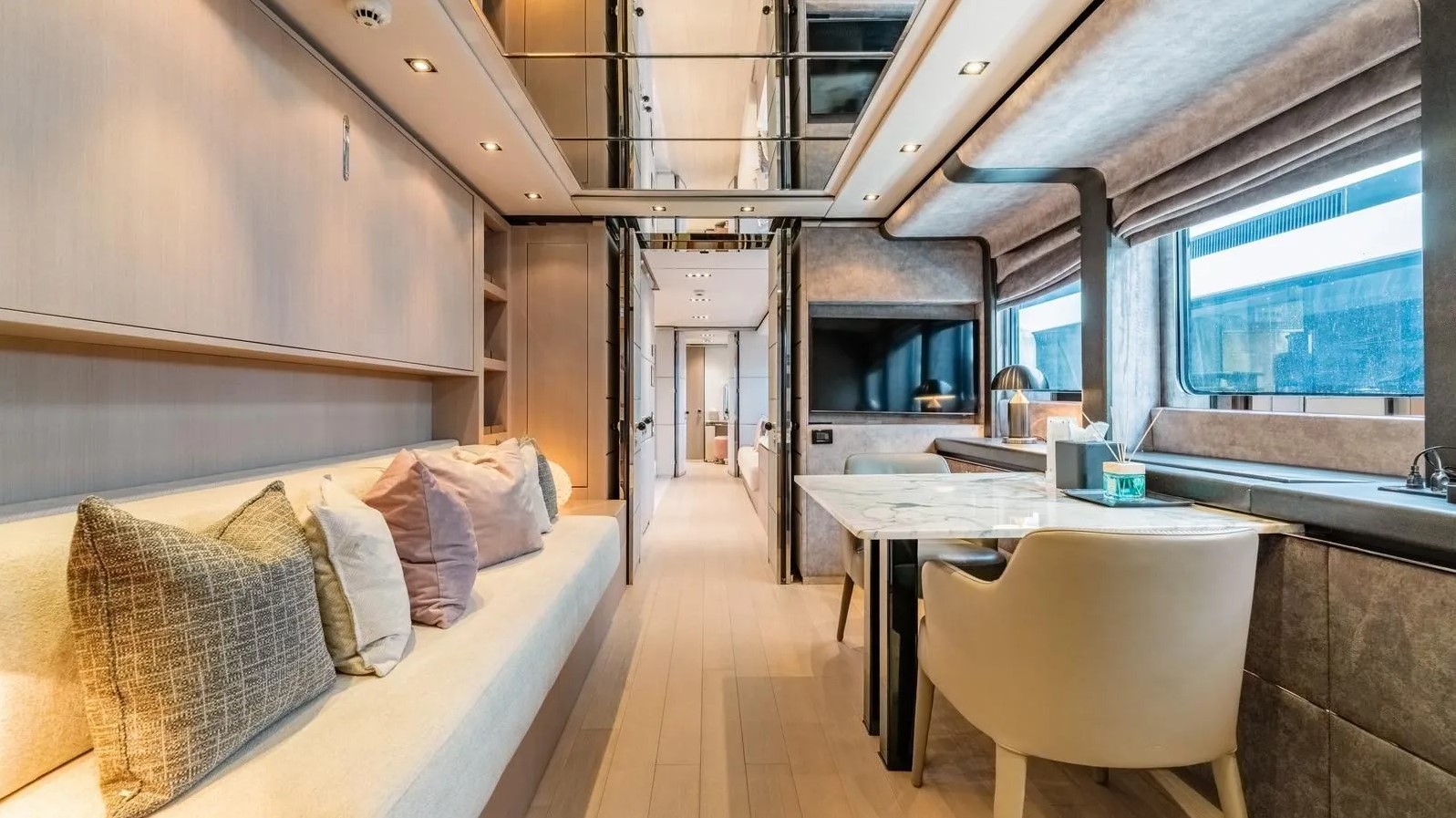 2007 Heesen Bliss te huur (photo 15)