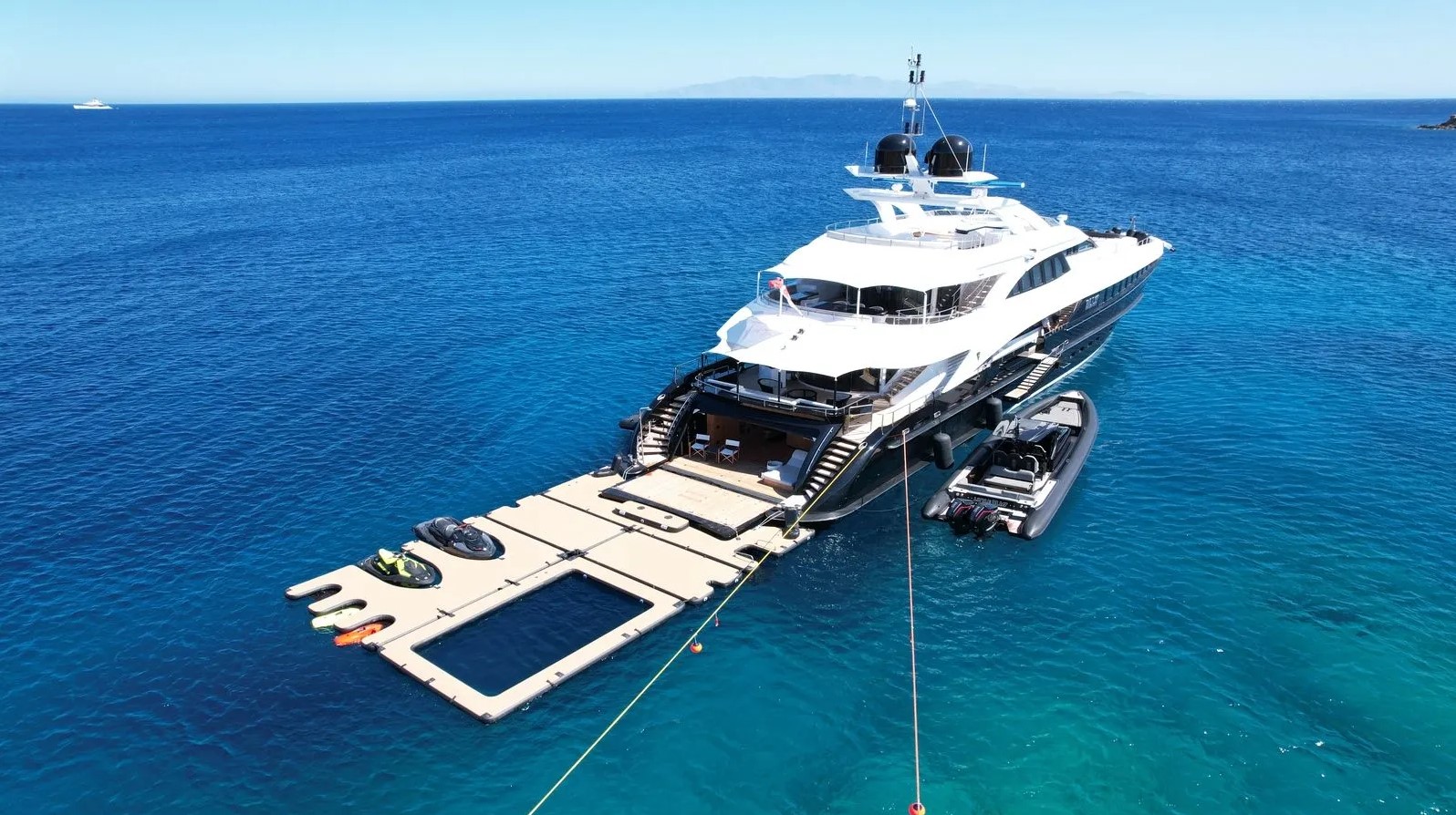 2007 Heesen Bliss te huur (photo 45)