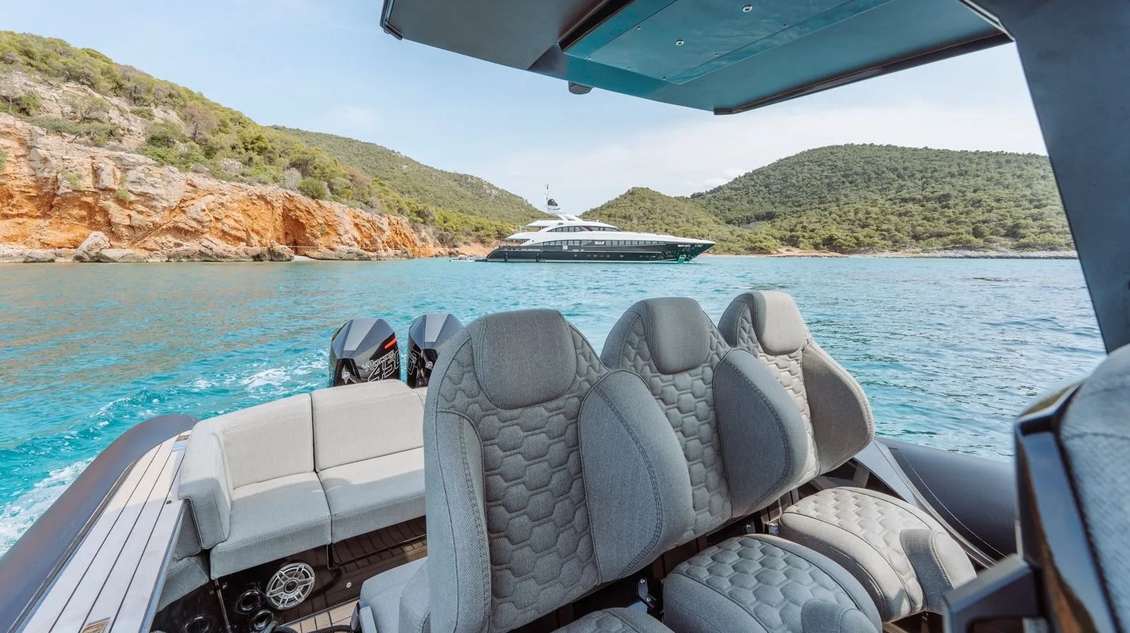 2007 Heesen Bliss te huur (photo 46)
