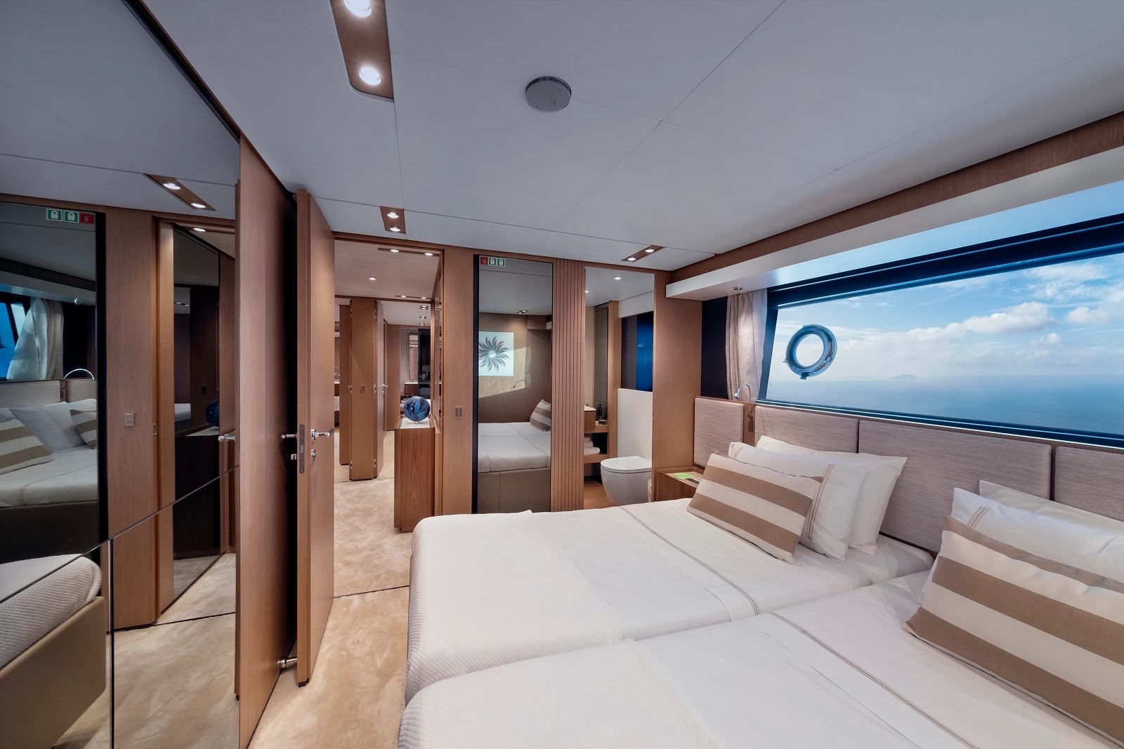 2023 Ferretti Ianassa na czarter (photo 12)