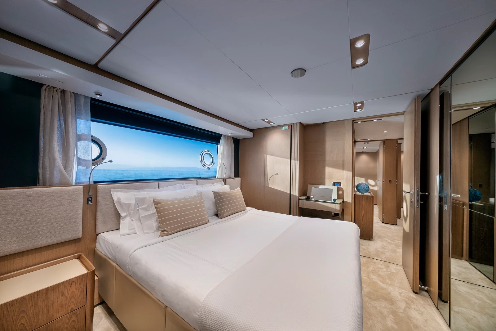 2023 Ferretti Ianassa na czarter (photo 15)