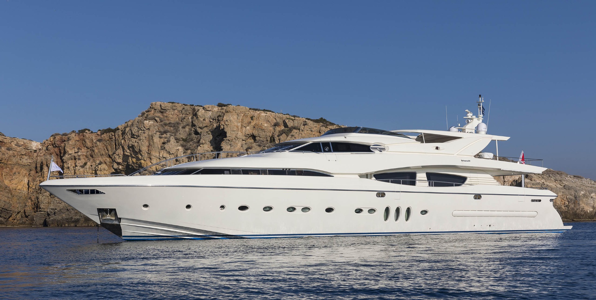 2008 Posillipo Rini V for charter (photo 16)