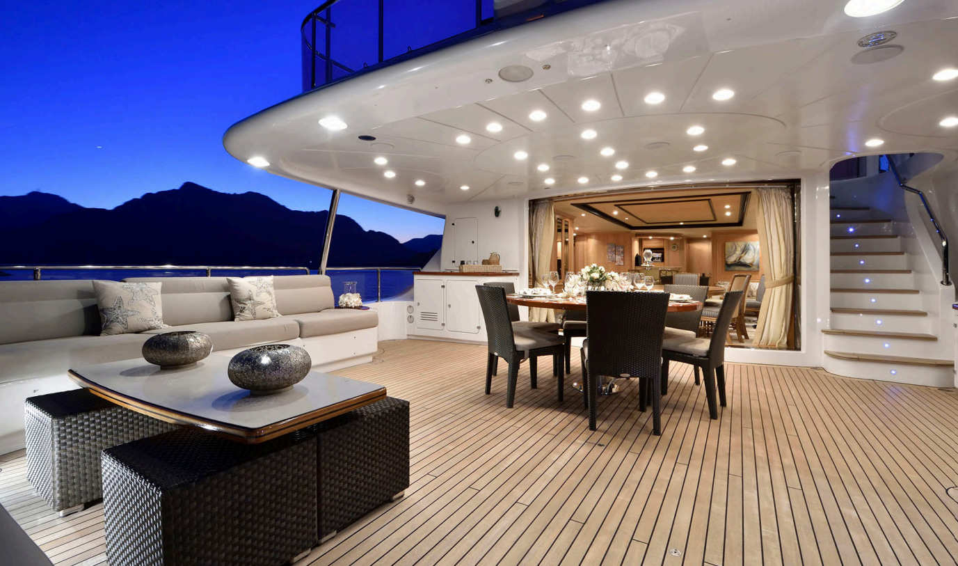 2008 Benetti Quest R te huur (photo 19)
