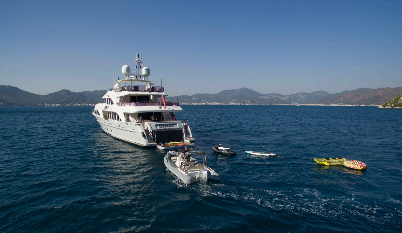 2008 Benetti Quest R te huur (photo 24)