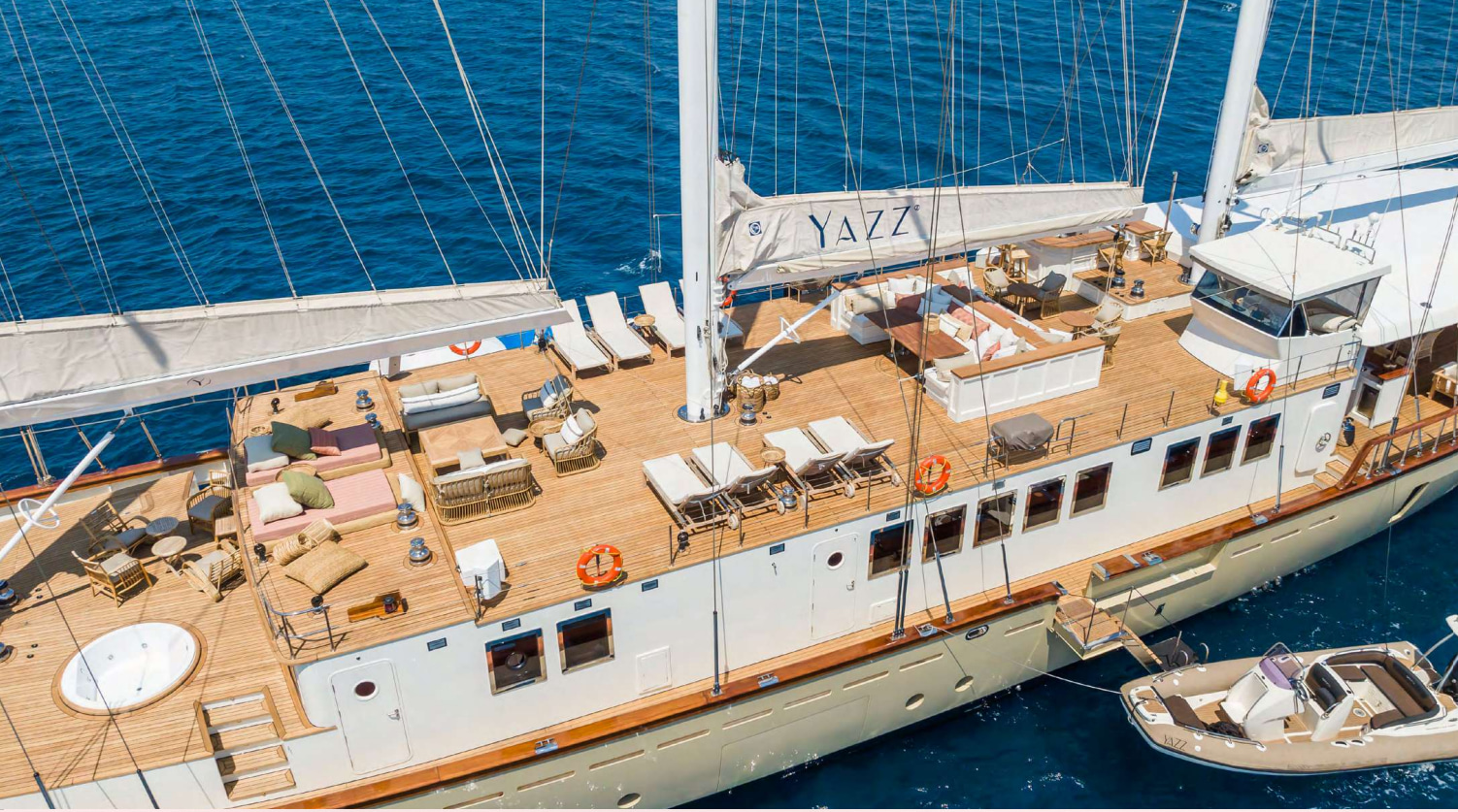 2007 Aegean Yacht Υazz a noleggio (photo 4)