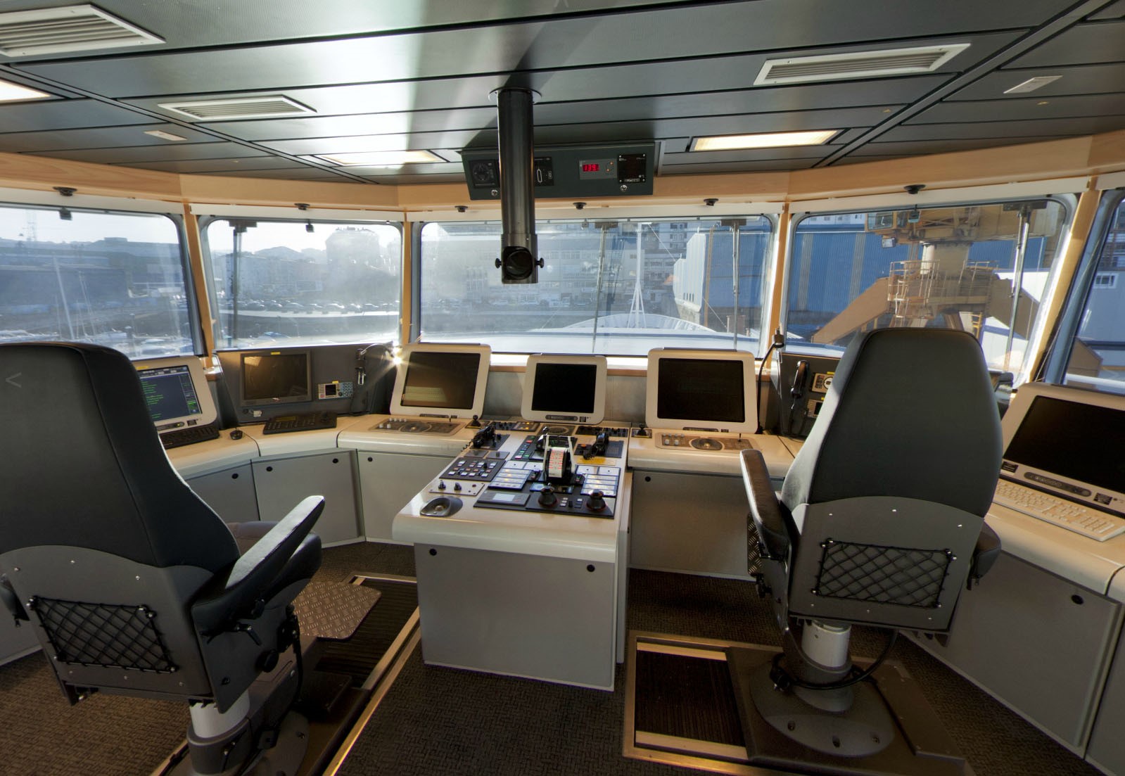 2012 Unknown Custom Built Ice Class Expedition Vessel 225 zu verkaufen (photo 13)