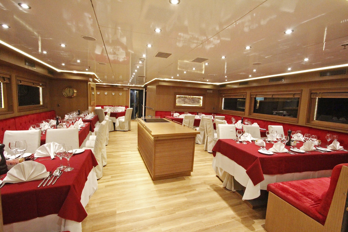2001 Unknown Harmony G for charter (photo 7)