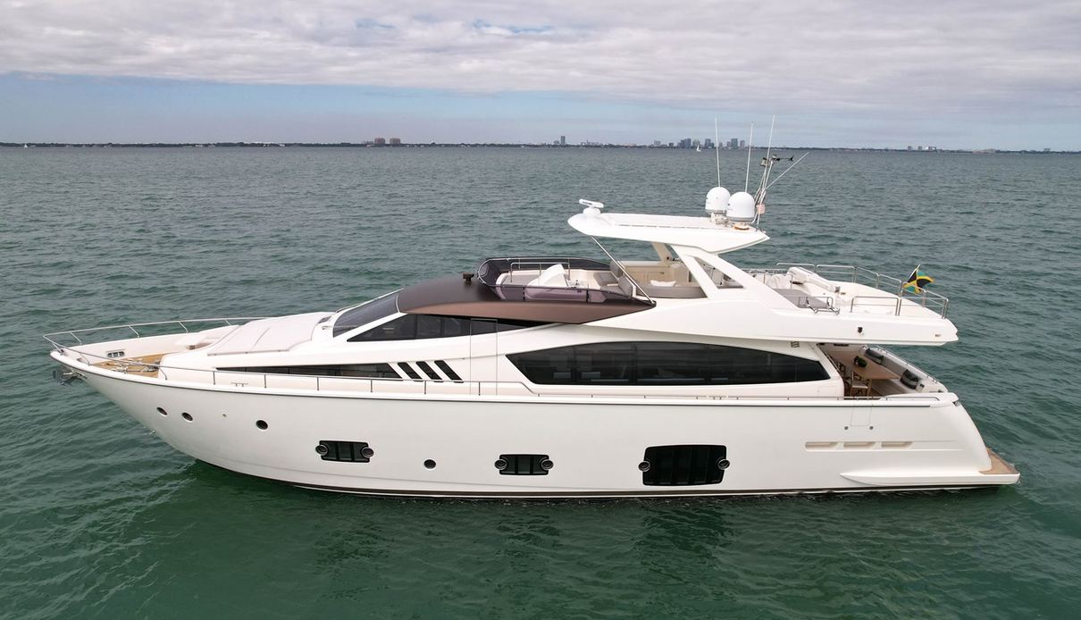 2012 Ferretti BON BON à vendre (photo 2)