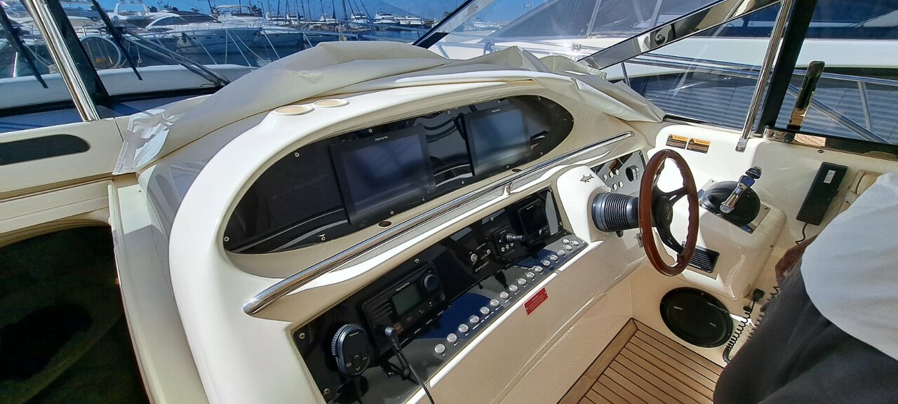 1996 Sunseeker Sunseeker Predator 63 à venda (photo 4)
