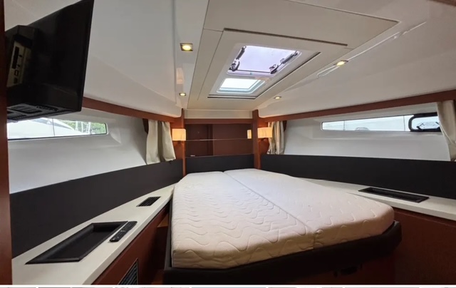 2016 Jeanneau Velasco 43 te koop (photo 2)